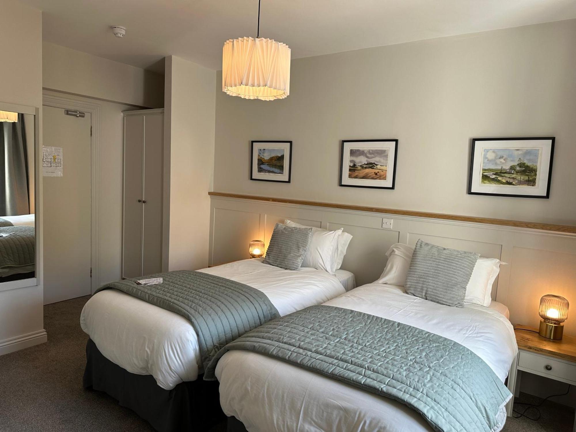 Eldon's 3* Roundstone